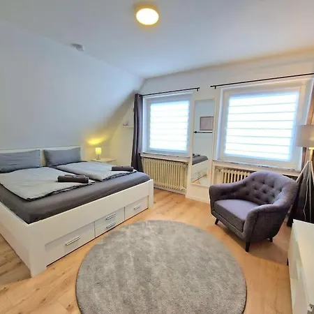 Gemuetliche Wohnung Direkt Am Kuestenkanal! Wardenburg Eksteriør billede